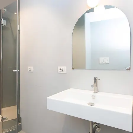 Apartman Arenula *